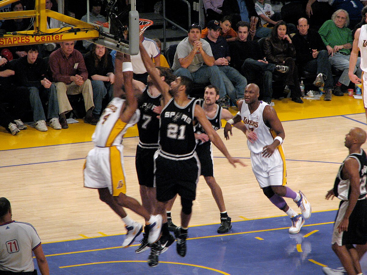 grizzlies vs lakers