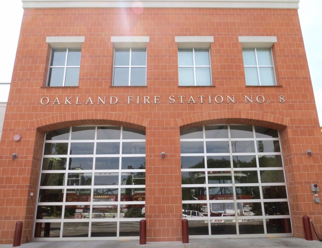 oakland fire
